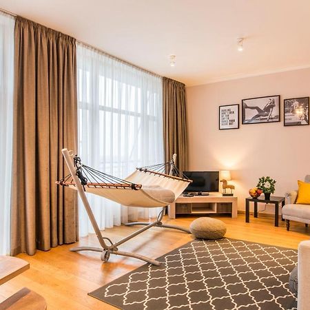 Central 2-Level Penthouse With Terrace And Free Parking Riga Eksteriør billede
