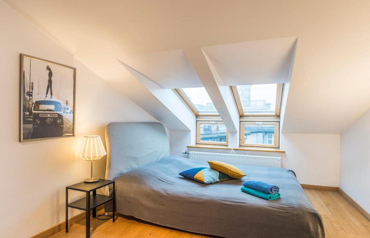 Central 2-Level Penthouse With Terrace And Free Parking Riga Eksteriør billede