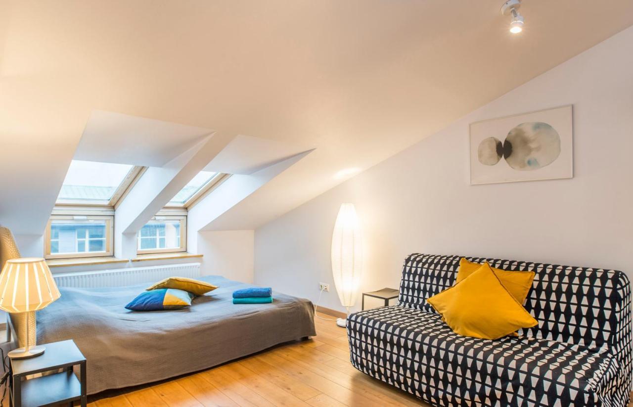 Central 2-Level Penthouse With Terrace And Free Parking Riga Eksteriør billede